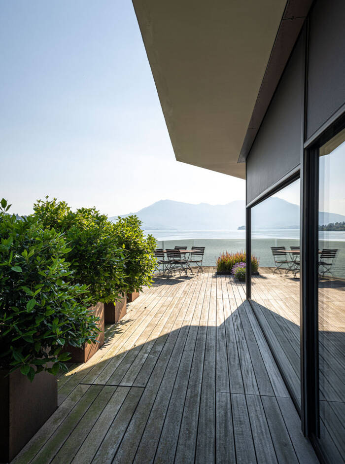 «PENINSULA»  I  Hergiswil